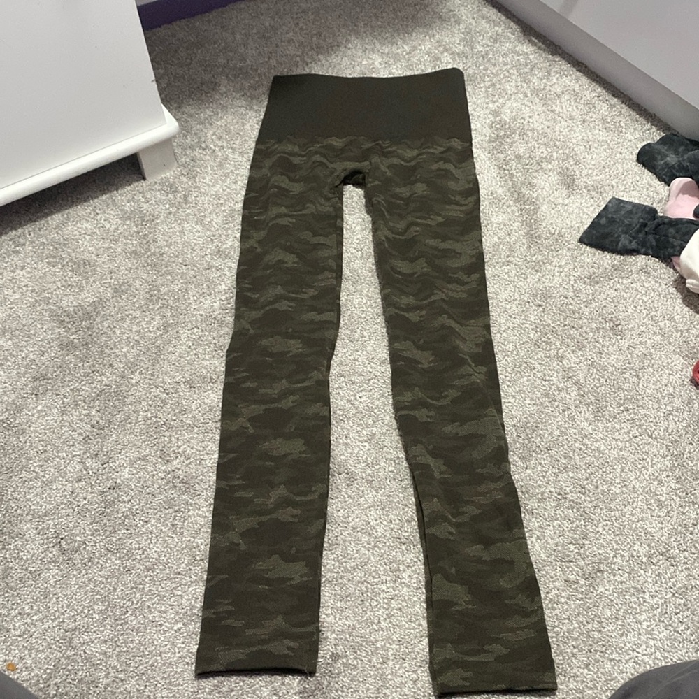 Camo leggings
